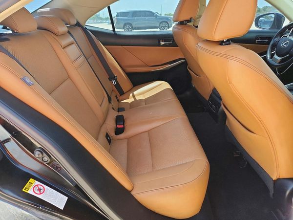 2015 LEXUS IS 250
