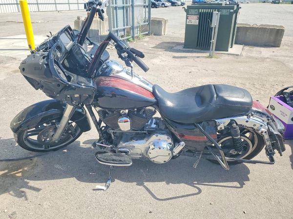 2015 HARLEY-DAVIDSON FLTRXS