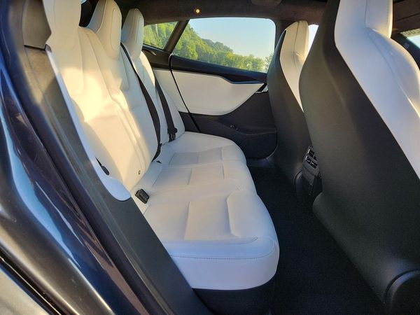 2018 TESLA MODEL S