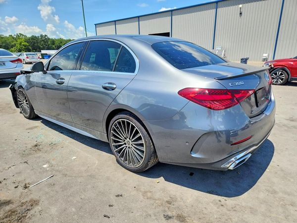 2026 MERCEDES-BENZ C
