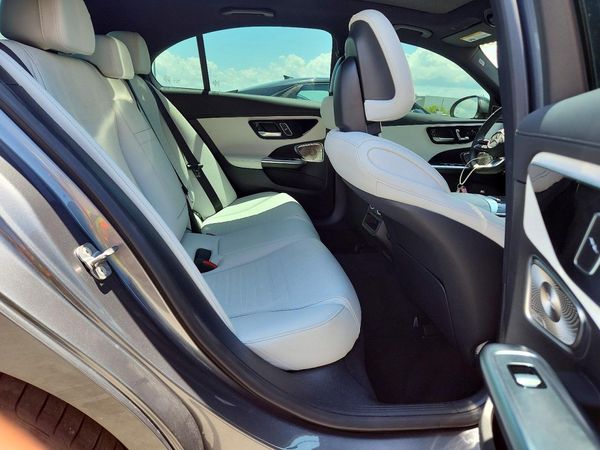 2026 MERCEDES-BENZ C