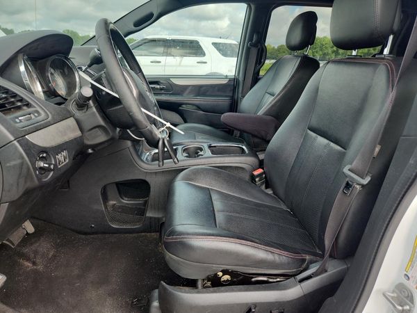 2016 DODGE GRAND CARAVAN R/T