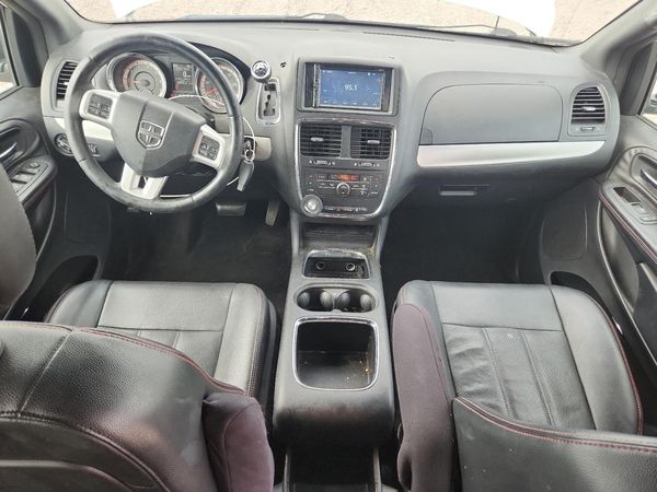 2016 DODGE GRAND CARAVAN R/T