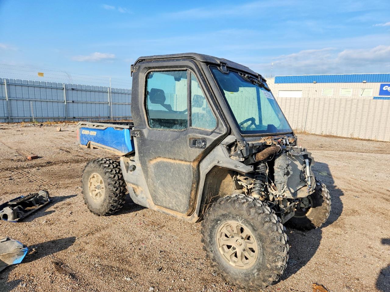 2021 CAN-AM DEFENDER LTD