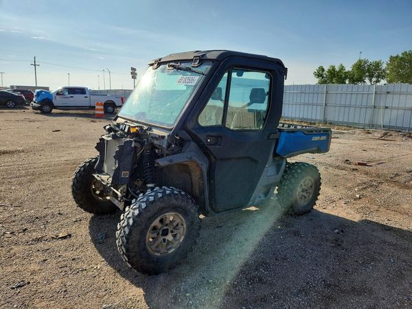 2021 CAN-AM DEFENDER LTD