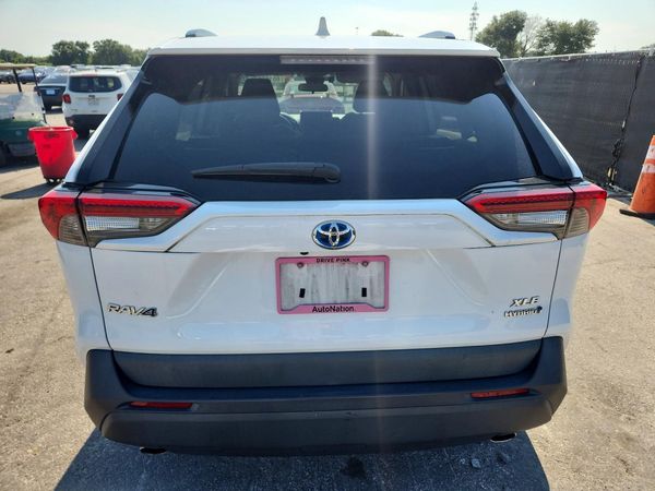2021 TOYOTA RAV4