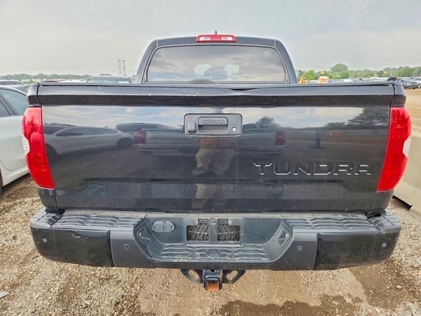 2021 TOYOTA TUNDRA