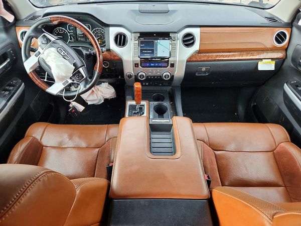 2021 TOYOTA TUNDRA