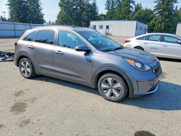 2017 KIA NIRO FE / LX / LX Tech