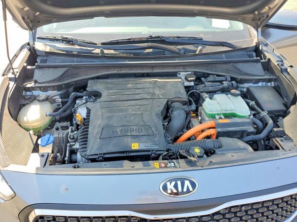 2017 KIA NIRO FE / LX / LX Tech