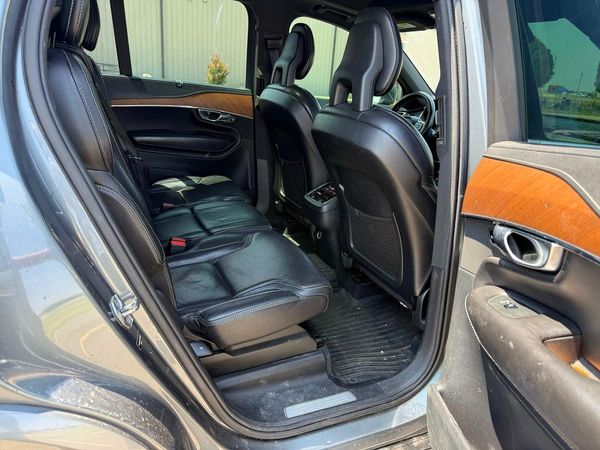 2017 VOLVO XC90 Inscription