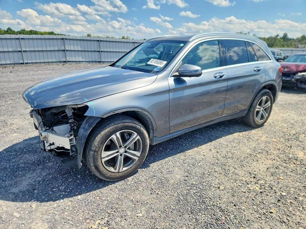 2016 MERCEDES-BENZ GLC GLC300 Base-4M