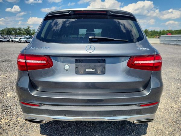 2016 MERCEDES-BENZ GLC GLC300 Base-4M