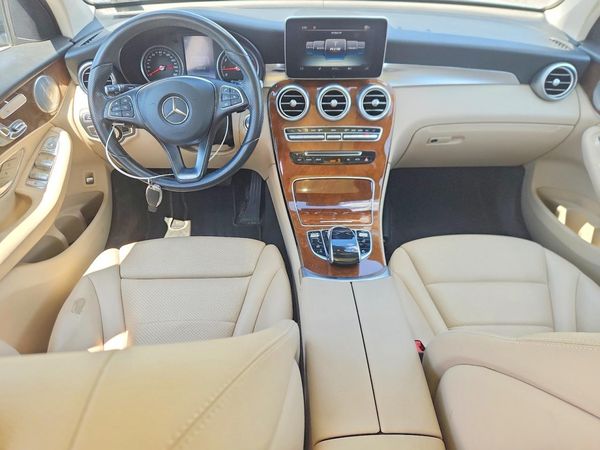 2016 MERCEDES-BENZ GLC GLC300 Base-4M