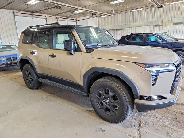 2024 LEXUS GX 550 — Passenger 3/4