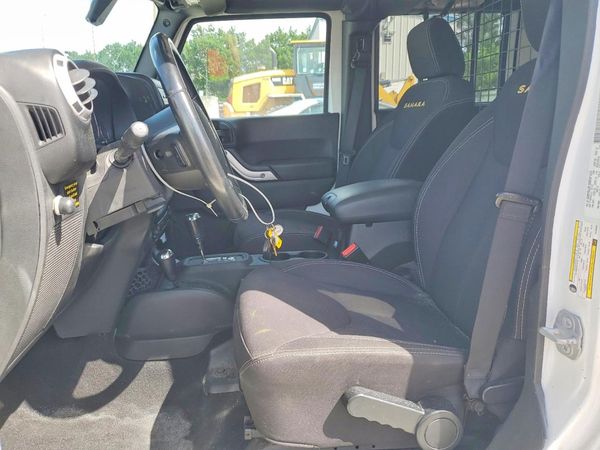 2014 JEEP WRANGLER Sahara — DENT