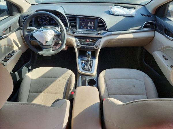 2017 HYUNDAI ELANTRA