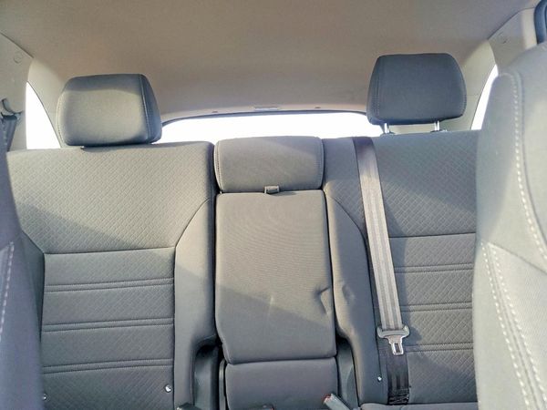 2017 KIA SORENTO L, LX