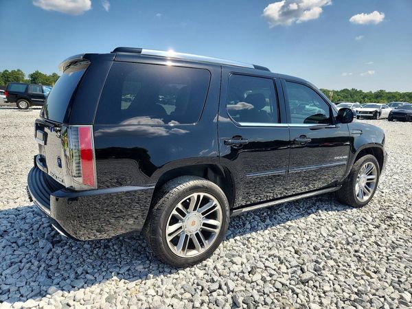 2013 CADILLAC ESCALADE Premium