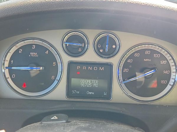 2013 CADILLAC ESCALADE Premium