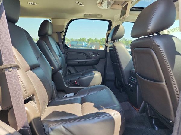 2013 CADILLAC ESCALADE Premium