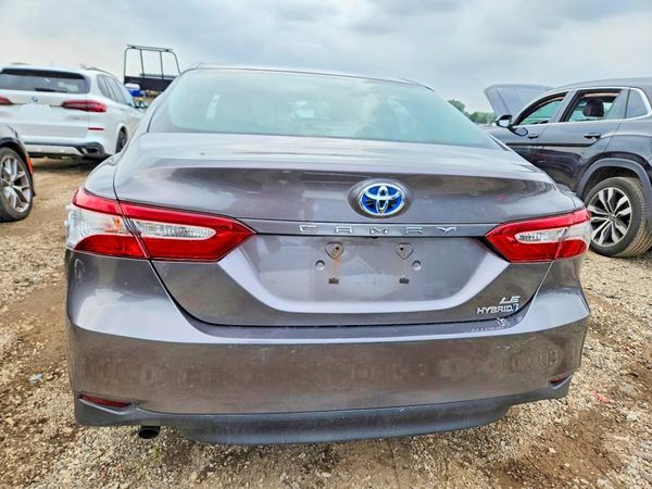 2018 TOYOTA CAMRY LE Hybrid