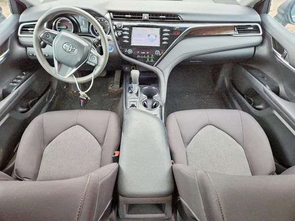 2018 TOYOTA CAMRY LE Hybrid