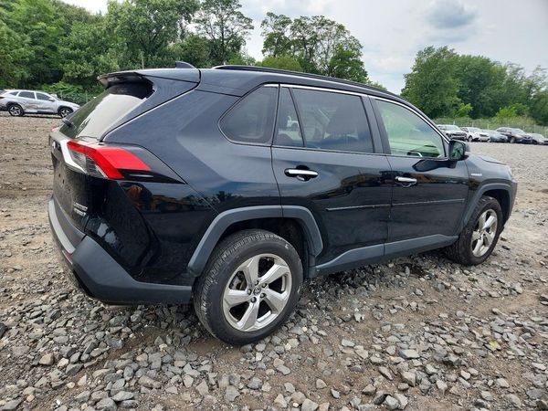 2020 TOYOTA RAV4