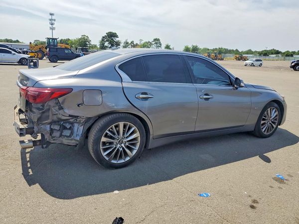 2018 INFINITI Q50