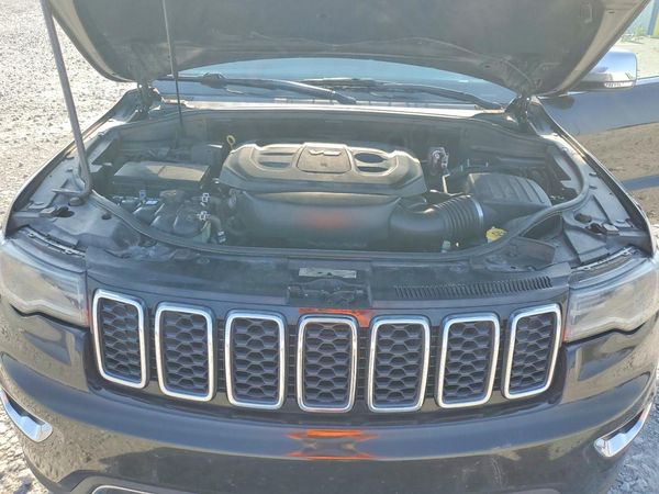 2017 JEEP GRAND CHEROKEE Limited