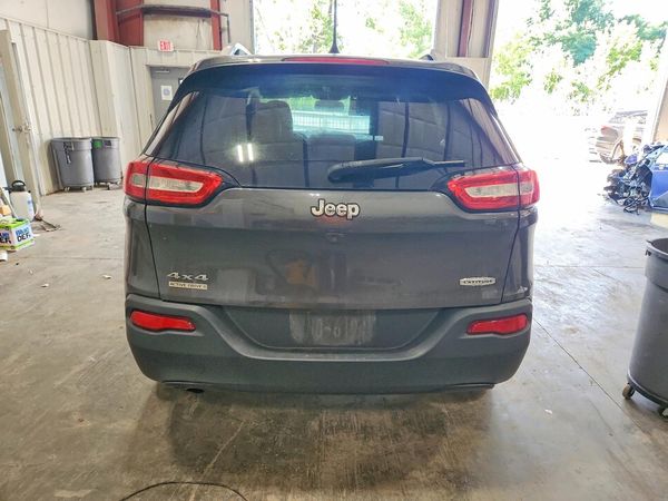 2018 JEEP CHEROKEE LATITUDE PLUS 4X4