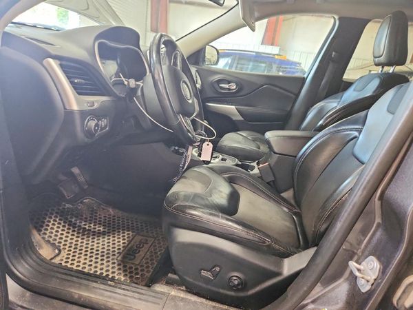 2018 JEEP CHEROKEE LATITUDE PLUS 4X4