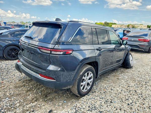 2022 JEEP GRAND CHEROKEE