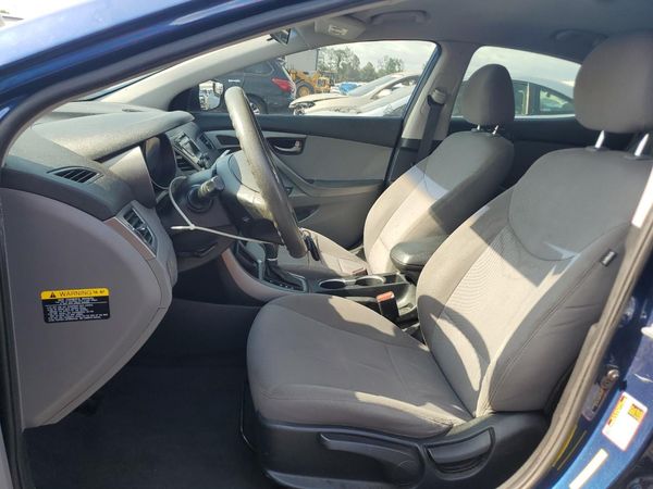 2015 HYUNDAI ELANTRA GLS(Middle)