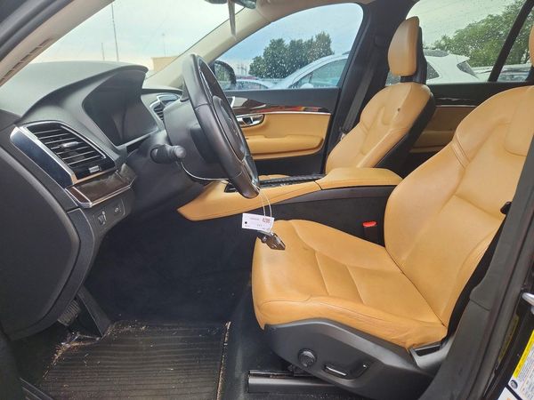 2016 VOLVO XC90 SV42 Momentum