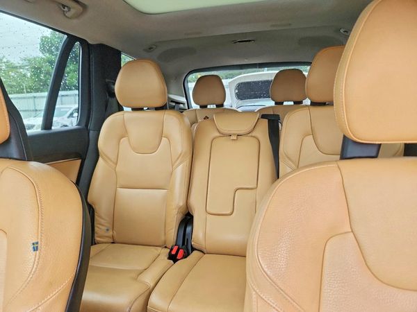2016 VOLVO XC90 SV42 Momentum