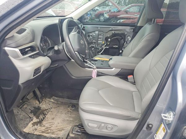 2023 TOYOTA HIGHLANDER
