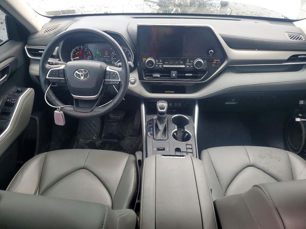 2023 TOYOTA HIGHLANDER