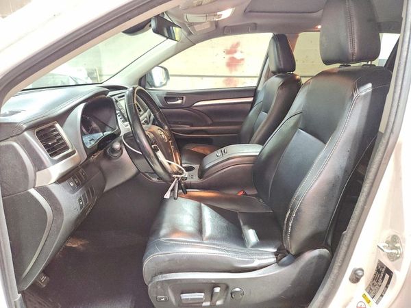 2017 TOYOTA HIGHLANDER