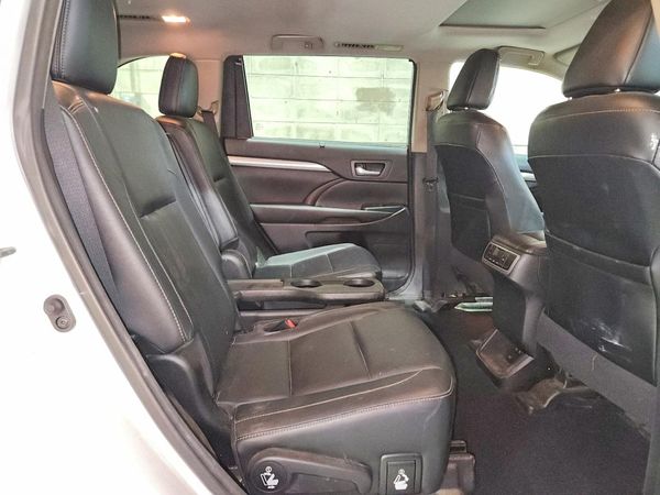 2017 TOYOTA HIGHLANDER