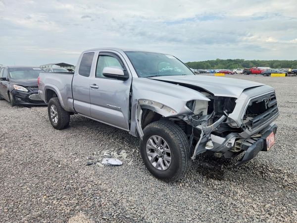 2016 TOYOTA TACOMA