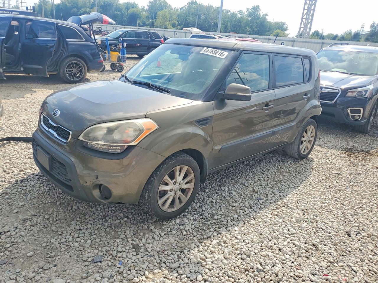 2012 KIA SOUL GL — Front 3/4