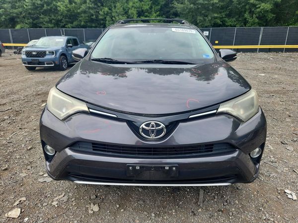 2016 TOYOTA RAV4