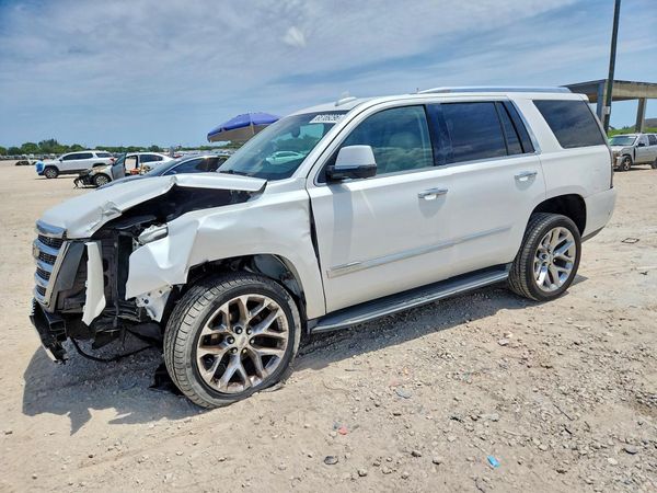 2018 CADILLAC ESCALADE