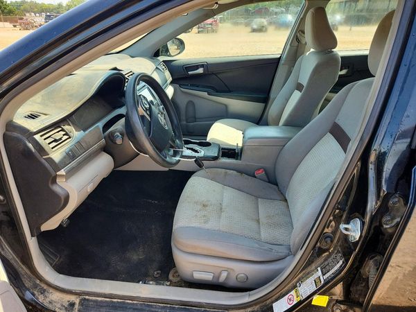 2012 TOYOTA CAMRY — DENT
