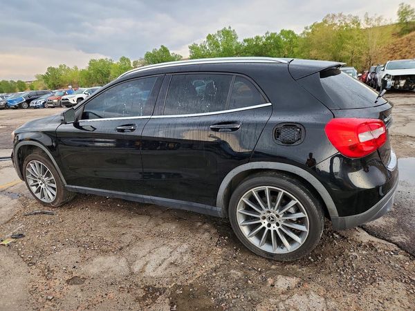 2018 MERCEDES-BENZ GLA