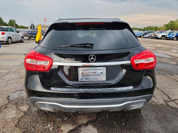2018 MERCEDES-BENZ GLA