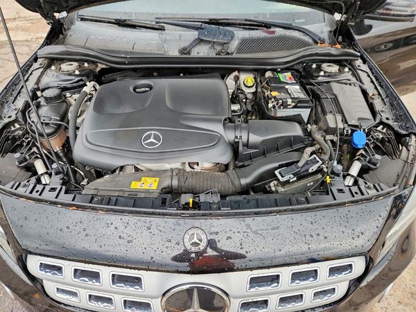 2018 MERCEDES-BENZ GLA