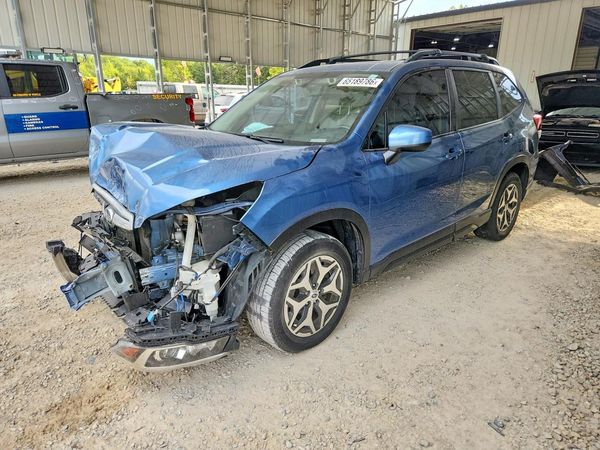 2020 SUBARU FORESTER