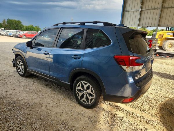 2020 SUBARU FORESTER